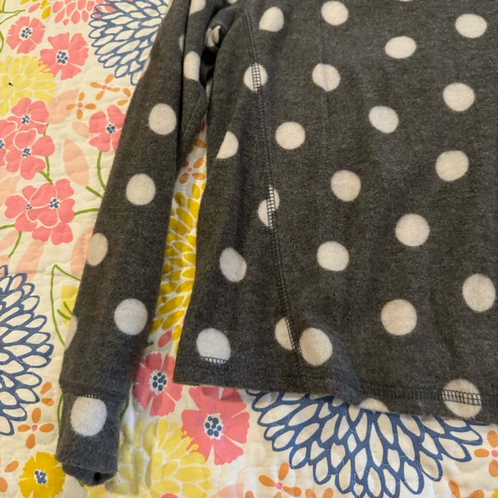 NWT small gray with white dots fleece sweater - Picture 4 of 4